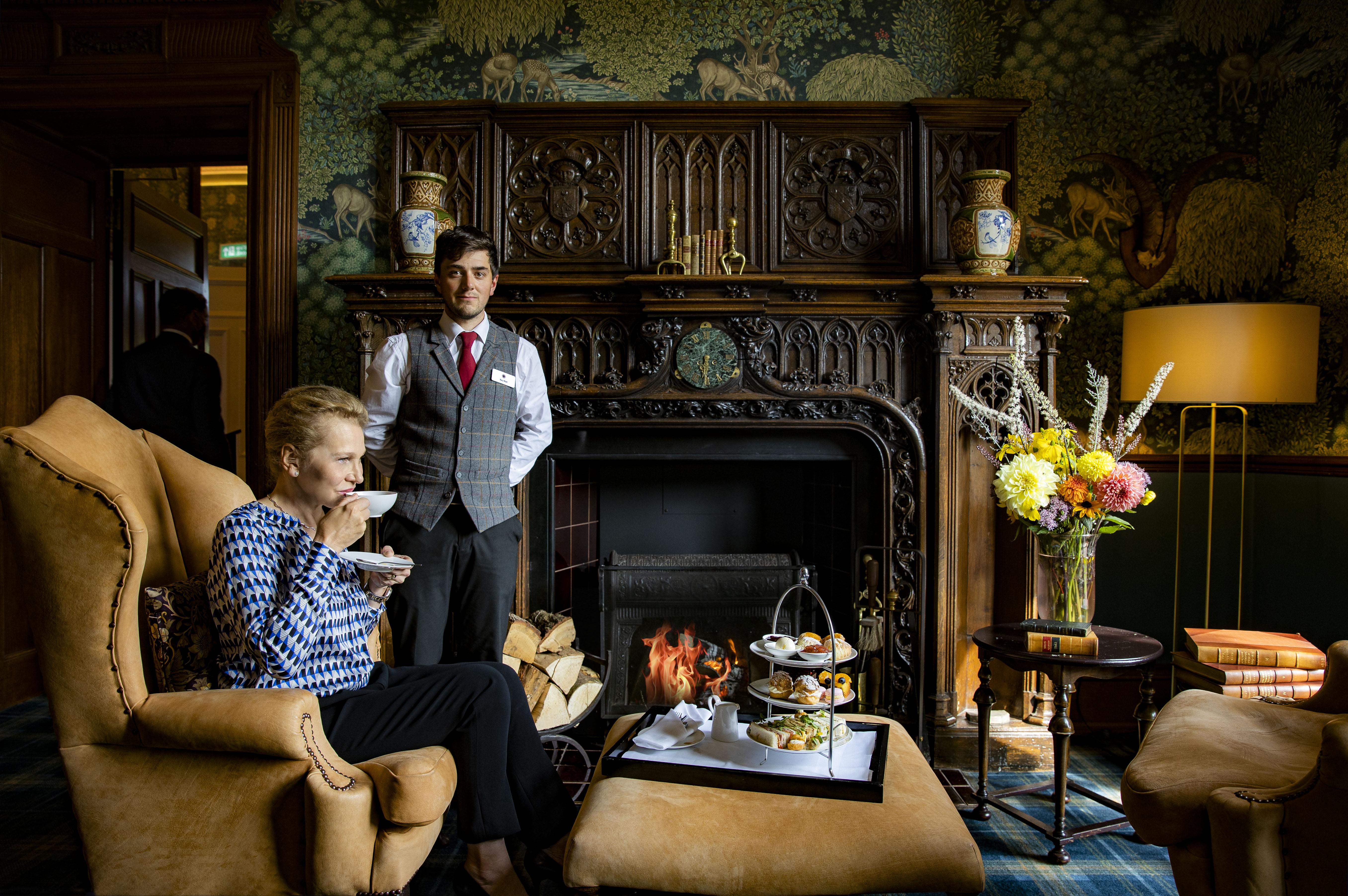 Schloss Roxburghe, Part Of Destination By Hyatt Εξωτερικό φωτογραφία The fireplace in the Drawing Room