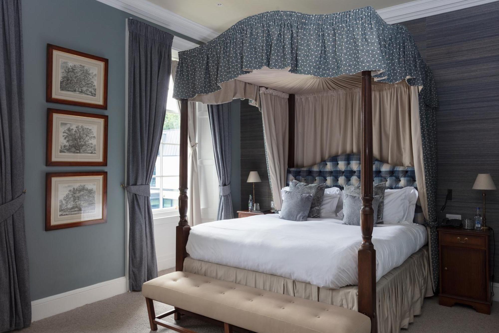 Schloss Roxburghe, Part Of Destination By Hyatt Εξωτερικό φωτογραφία A bedroom at the hotel