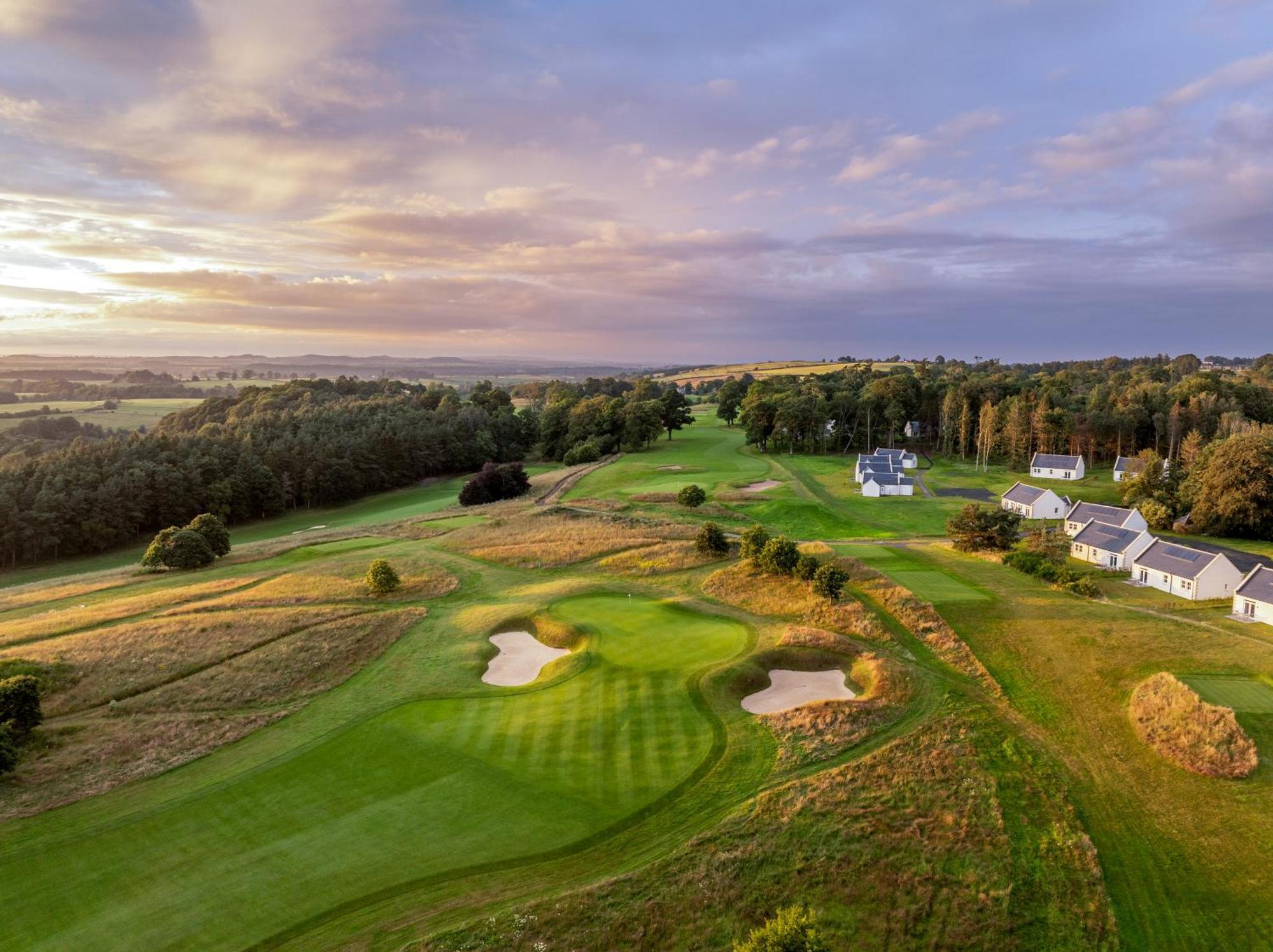 Schloss Roxburghe, Part Of Destination By Hyatt Εξωτερικό φωτογραφία The 18th hole at the Old Golf Course