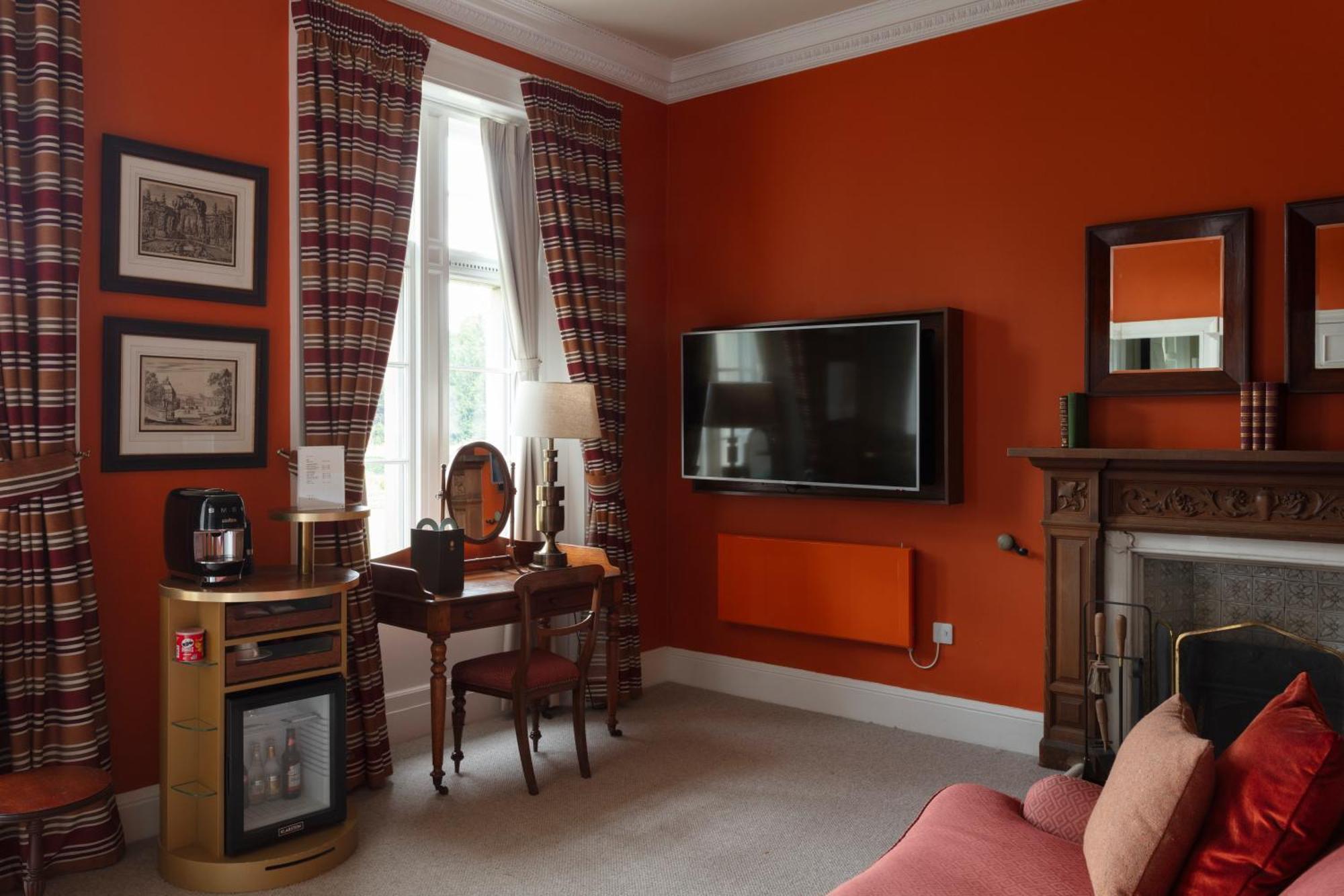Schloss Roxburghe, Part Of Destination By Hyatt Εξωτερικό φωτογραφία A room at the hotel