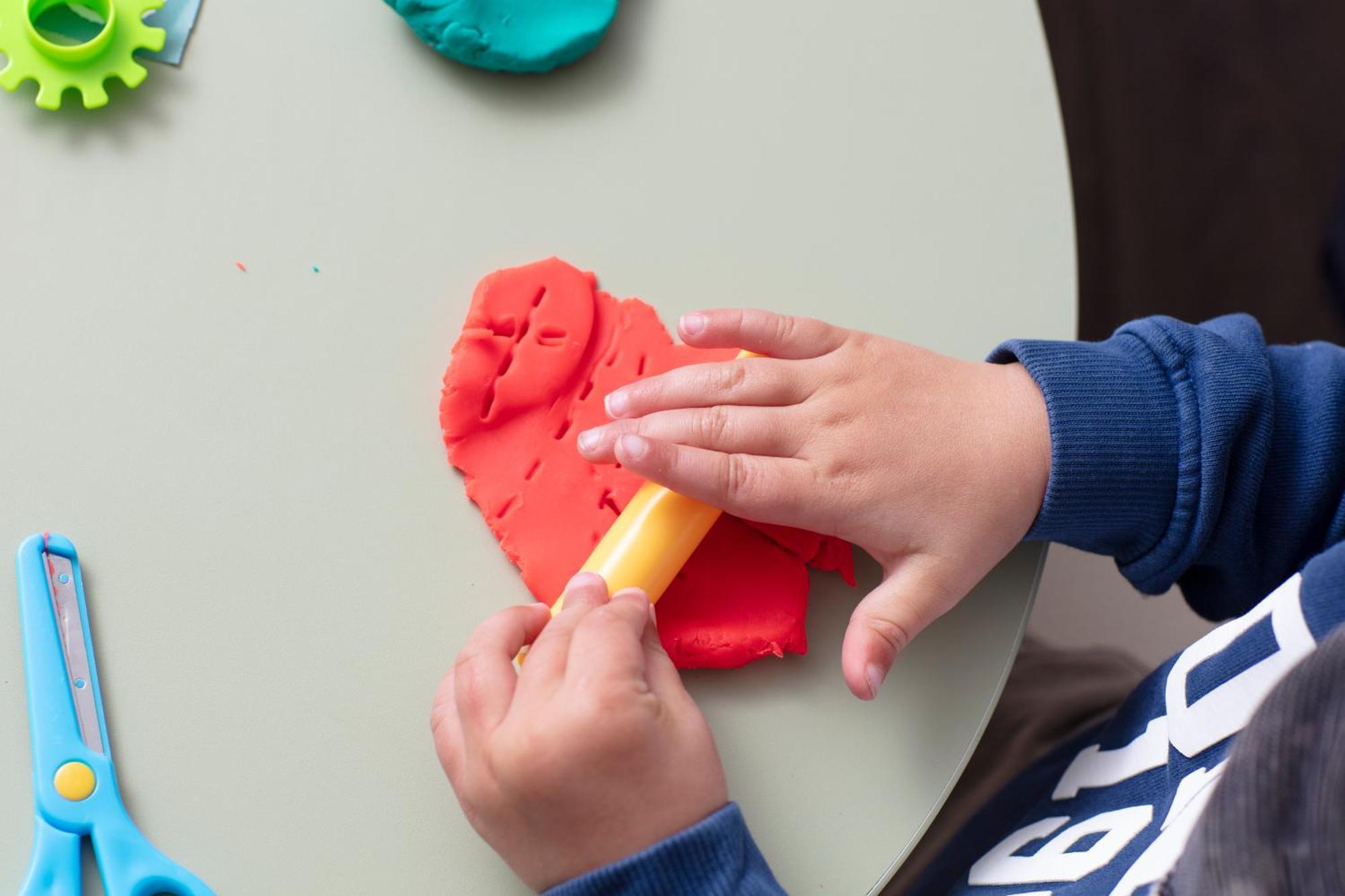 Schloss Roxburghe, Part Of Destination By Hyatt Εξωτερικό φωτογραφία Child playing with Play-Doh